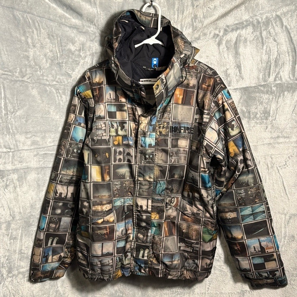 Bonfire Snowboarding Coat Men's Size M Flare Fun Scenic Print